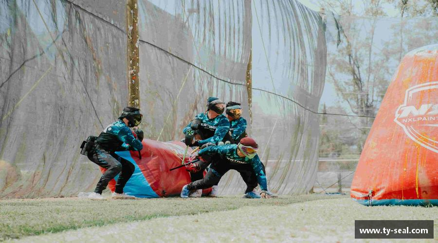 拼尽全力，一起创造传奇！